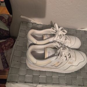 Selling big kids New Balance shoes